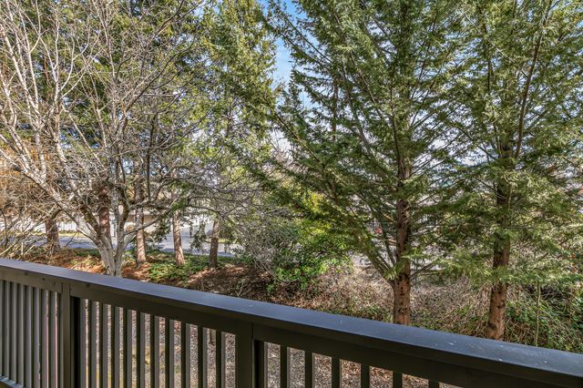 110 McCully Lane, Jacksonville, OR 97530