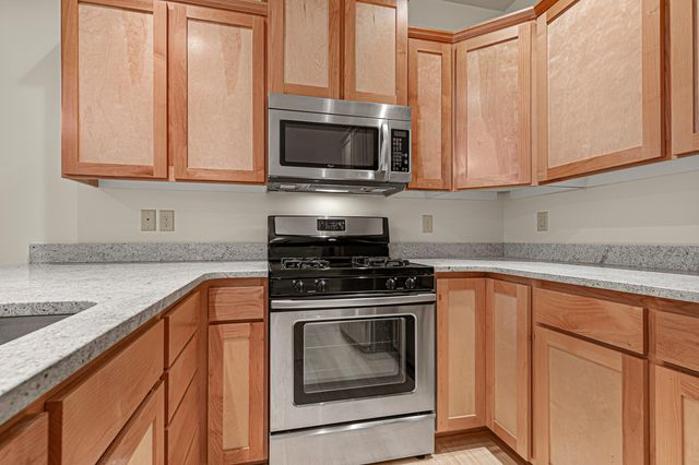 110 McCully Lane, Jacksonville, OR 97530