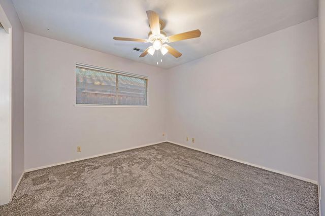 9700 Mira Del Rio Dr, Sacramento, CA 95827