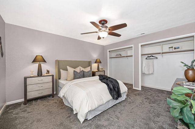 9700 Mira Del Rio Dr, Sacramento, CA 95827
