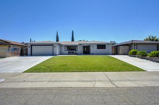 9700 Mira Del Rio Dr, Sacramento, CA 95827