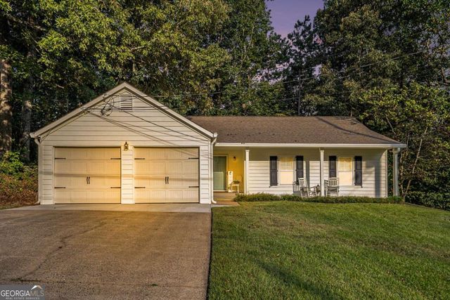 204 Colemans Bluff Drive, Woodstock, GA 30188
