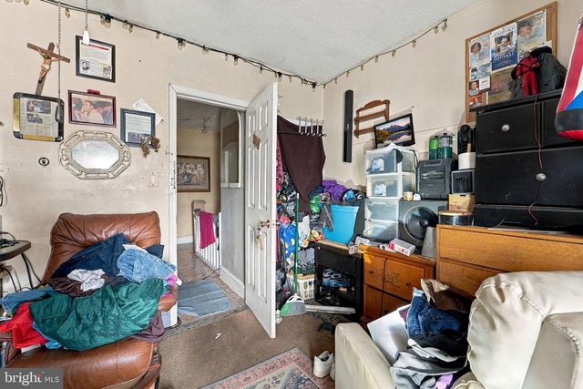 323 BYRON ST, Camden, NJ 08102