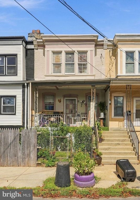 323 BYRON ST, Camden, NJ 08102 — exterior