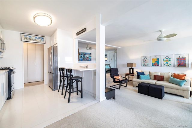 522 Shore Road 5P, Long Beach, NY 11561