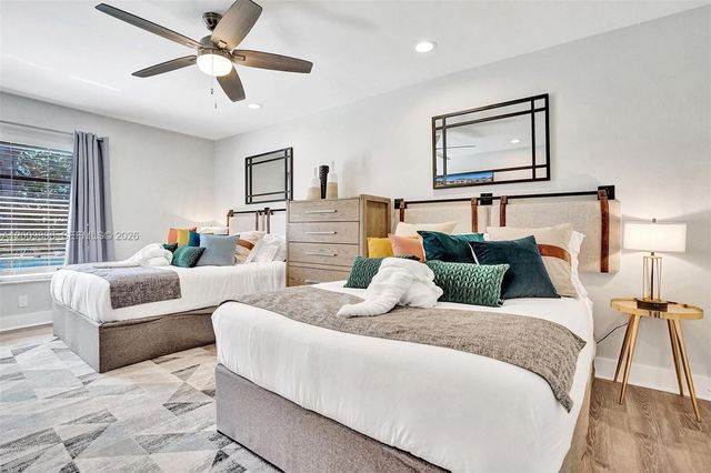 1960 SW 51st Terrace, Plantation, FL 33317