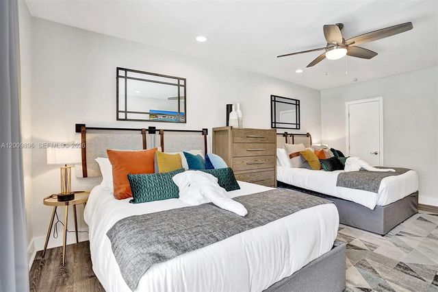 1960 SW 51st Terrace, Plantation, FL 33317