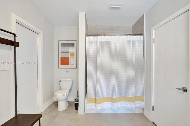 1960 SW 51st Terrace, Plantation, FL 33317