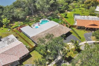 1960 SW 51st Terrace, Plantation, FL 33317