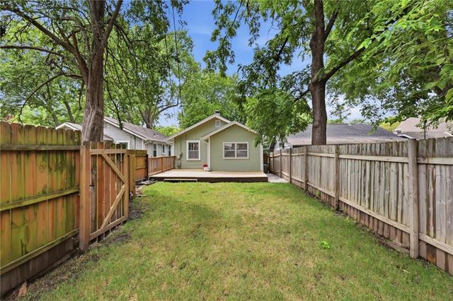 7639 Jefferson Street, Kansas City, MO 64114