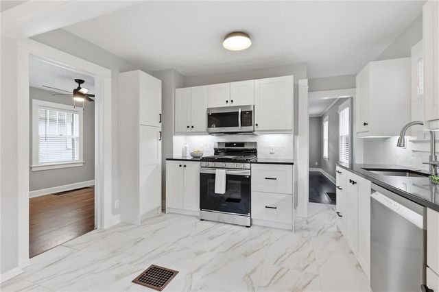 7639 Jefferson Street, Kansas City, MO 64114