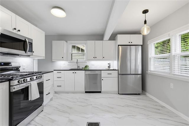 7639 Jefferson Street, Kansas City, MO 64114