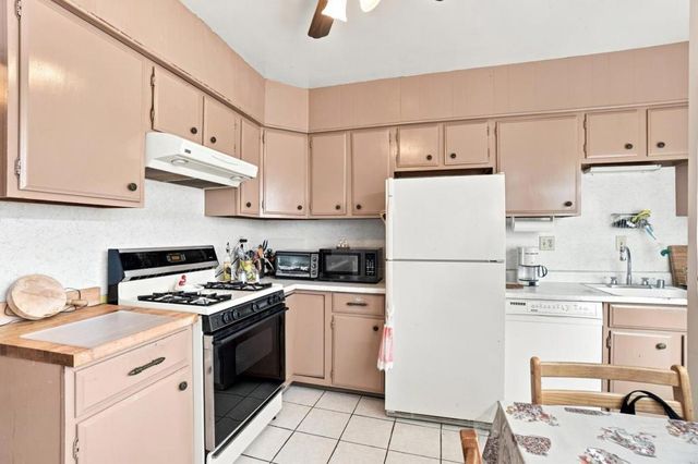 1042 Plymouth Avenue, San Francisco, CA 94112