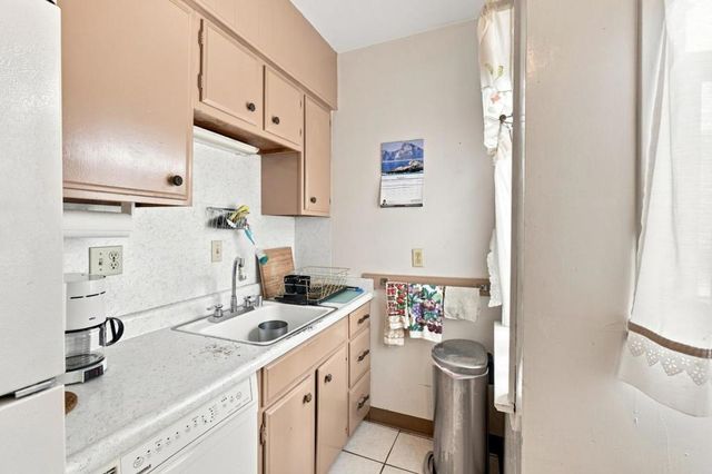 1042 Plymouth Avenue, San Francisco, CA 94112