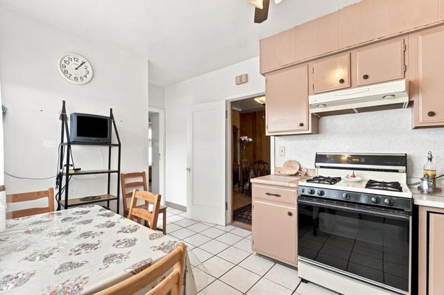 1042 Plymouth Avenue, San Francisco, CA 94112