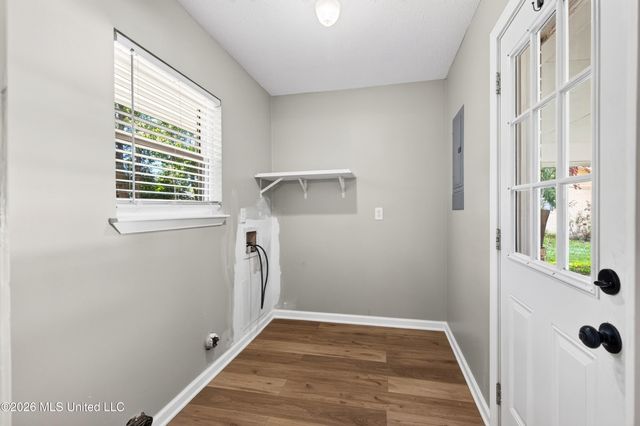 2211 Popps Ferry Road, Biloxi, MS 39532
