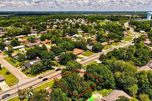 2211 Popps Ferry Road, Biloxi, MS 39532