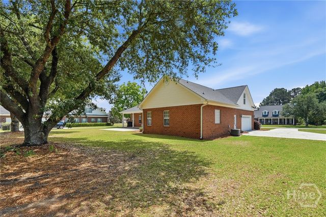 111 Lakewood Drive, Guyton, GA 31312