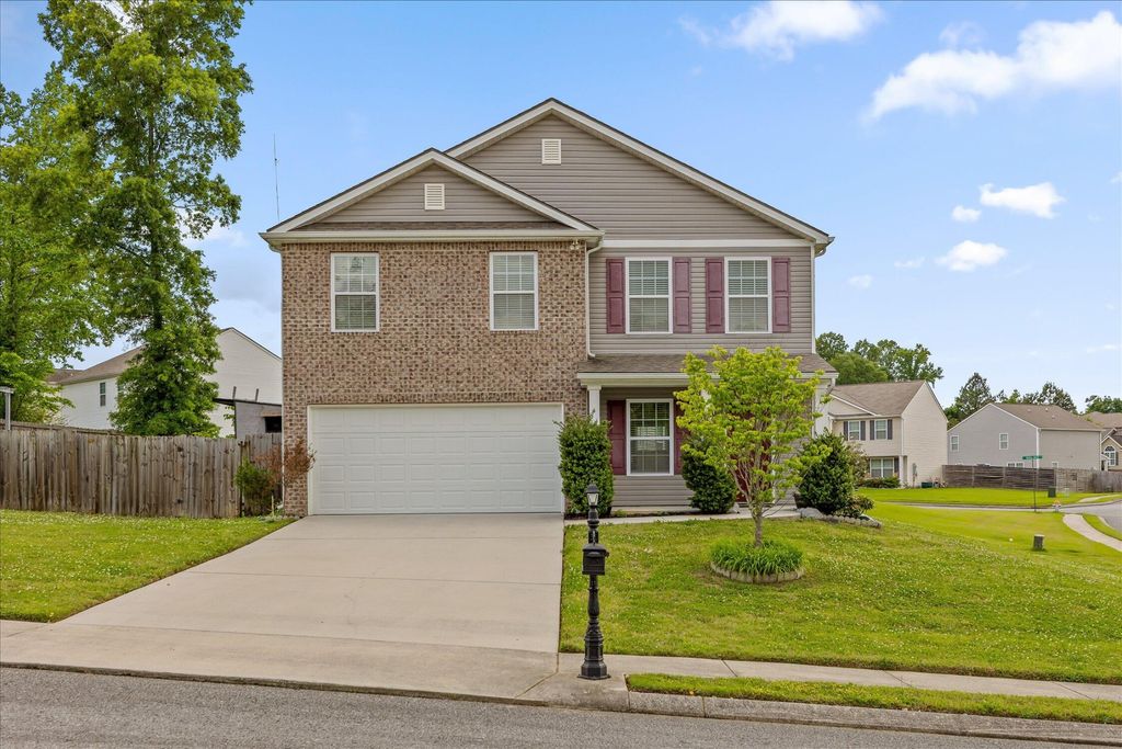 10 Dragoon Court, Rossville, GA 30741