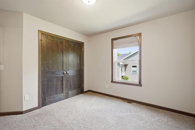 107 BROOKWOOD DRIVE, Hortonville, WI 54944
