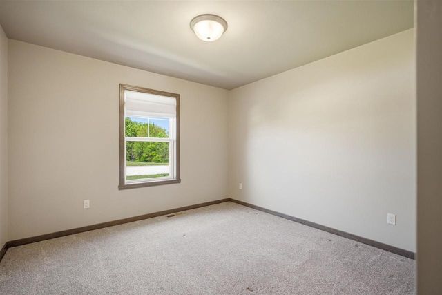 107 BROOKWOOD DRIVE, Hortonville, WI 54944