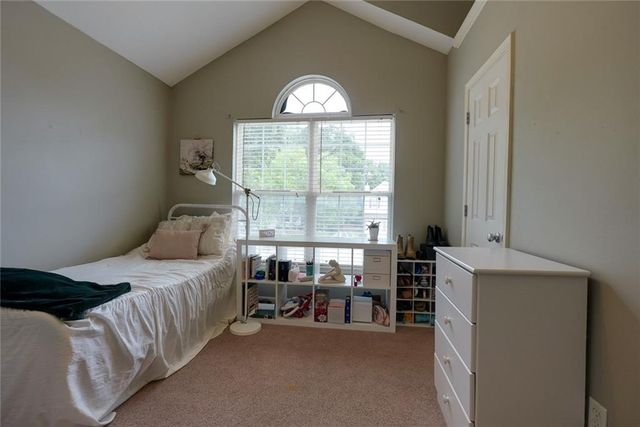 3416 S Arrowhead Court, Independence, MO 64057