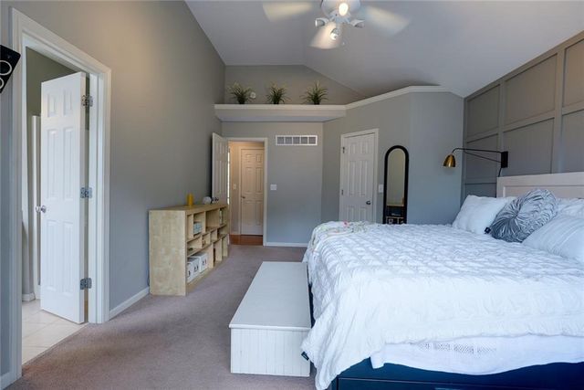 3416 S Arrowhead Court, Independence, MO 64057