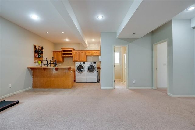 3416 S Arrowhead Court, Independence, MO 64057
