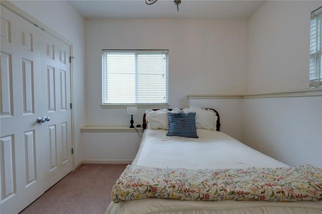3416 S Arrowhead Court, Independence, MO 64057