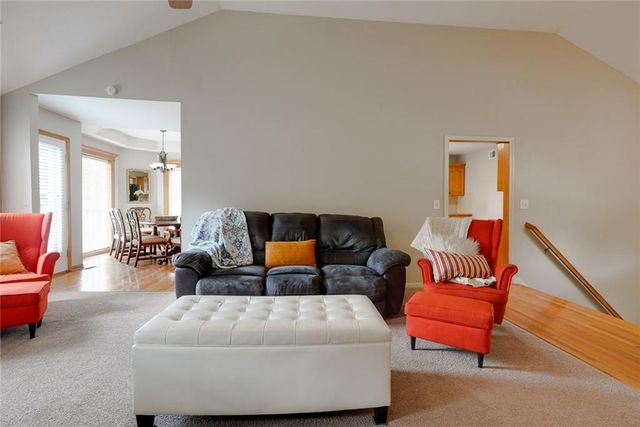 3416 S Arrowhead Court, Independence, MO 64057