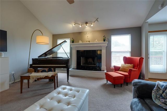 3416 S Arrowhead Court, Independence, MO 64057