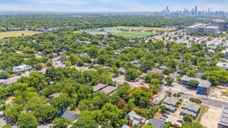 700 W North Loop BLVD, Austin, TX 78751