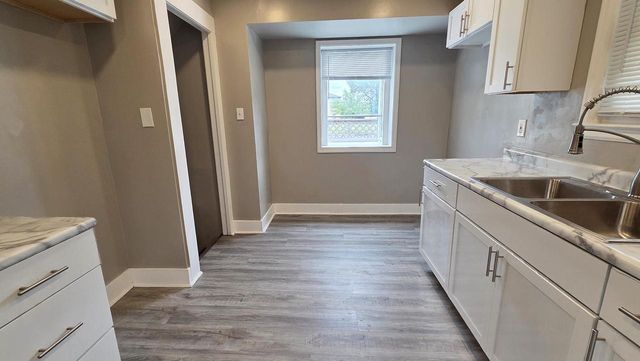 4606 N Sherman BOULEVARD, Milwaukee, WI 53209