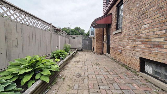 4606 N Sherman BOULEVARD, Milwaukee, WI 53209