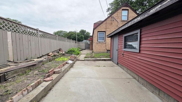4606 N Sherman BOULEVARD, Milwaukee, WI 53209