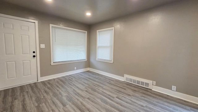 4606 N Sherman BOULEVARD, Milwaukee, WI 53209