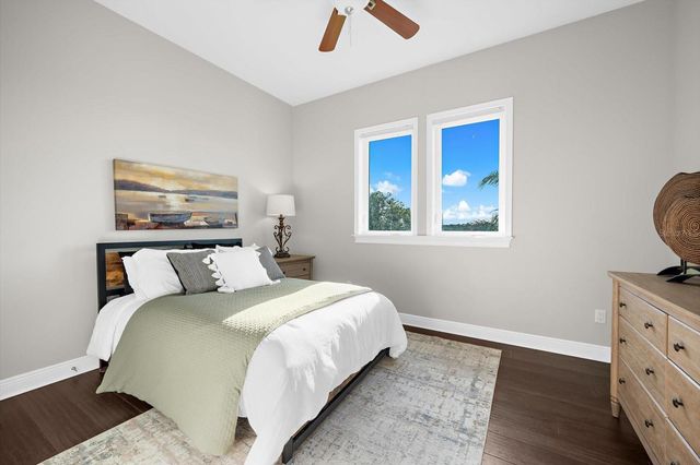 1462 N JASMINE AVENUE, Tarpon Springs, FL 34689
