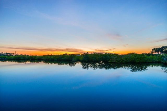1462 N JASMINE AVENUE, Tarpon Springs, FL 34689