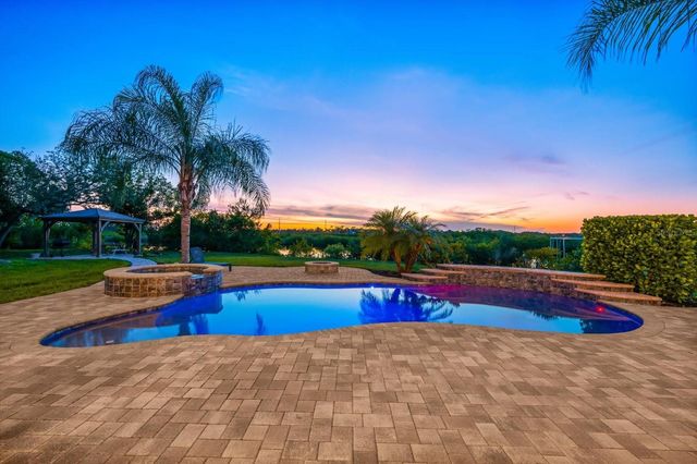 1462 N JASMINE AVENUE, Tarpon Springs, FL 34689