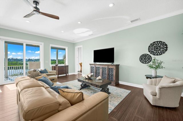 1462 N JASMINE AVENUE, Tarpon Springs, FL 34689