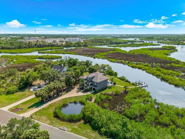 1462 N JASMINE AVENUE, Tarpon Springs, FL 34689