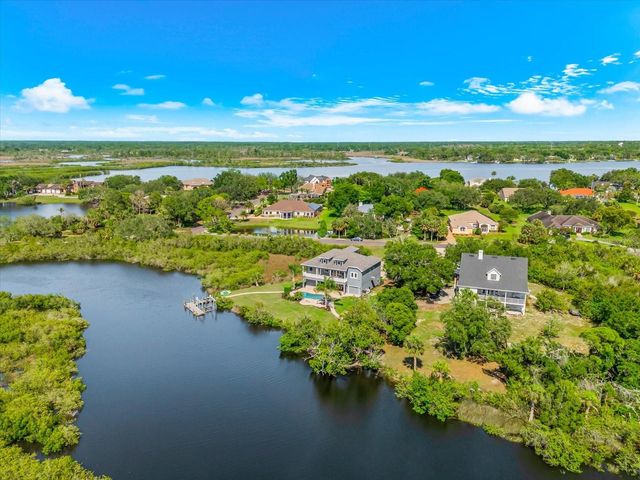 1462 N JASMINE AVENUE, Tarpon Springs, FL 34689