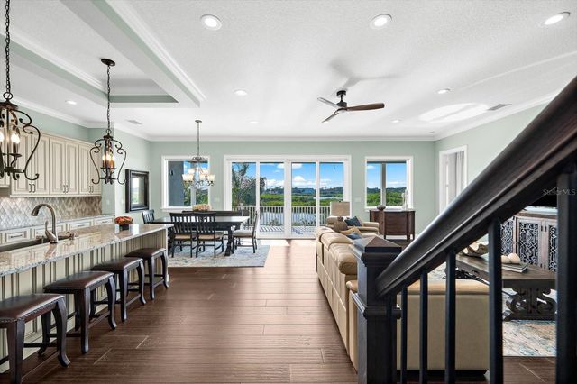 1462 N JASMINE AVENUE, Tarpon Springs, FL 34689