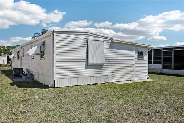 9806 Sugarberry WAY, Fort Myers, FL 33905