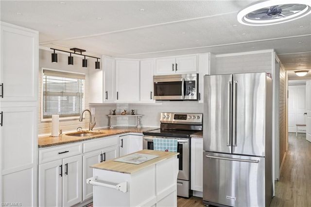 9806 Sugarberry WAY, Fort Myers, FL 33905