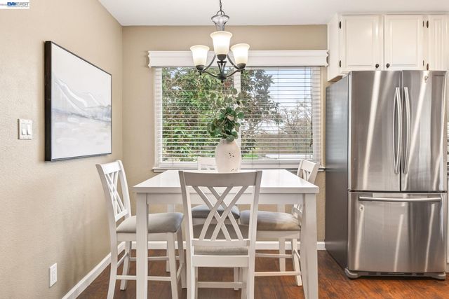 8185 Arroyo Dr 4, Pleasanton, CA 94588