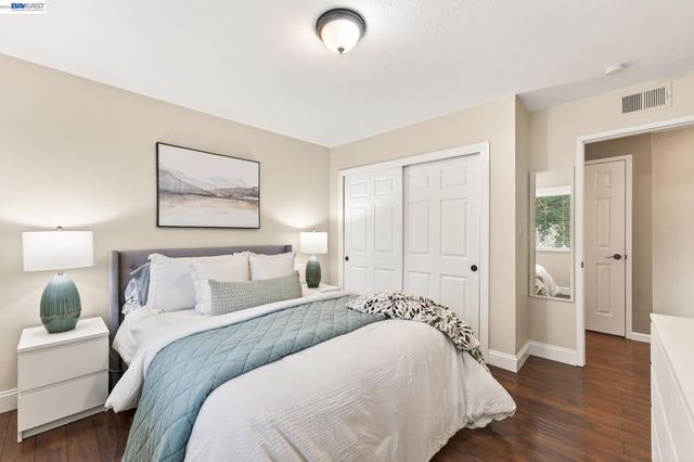 8185 Arroyo Dr 4, Pleasanton, CA 94588