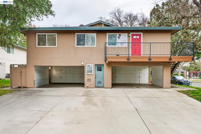 8185 Arroyo Dr 4, Pleasanton, CA 94588