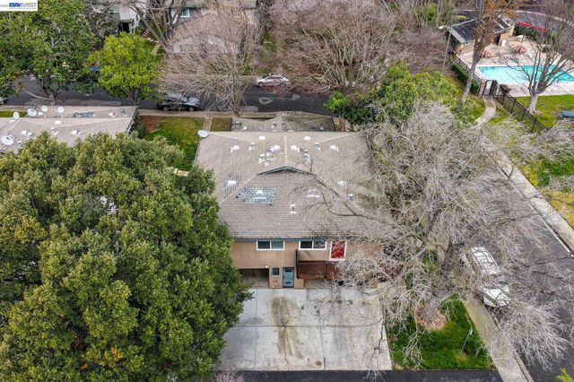 8185 Arroyo Dr 4, Pleasanton, CA 94588