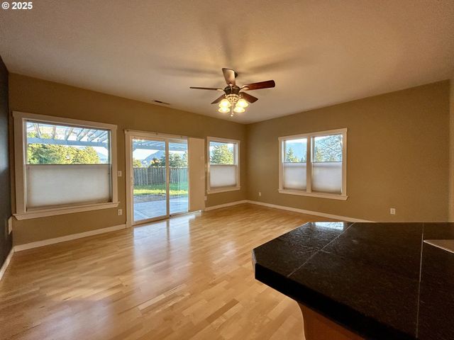 722 SMITH BECKON Rd, Carson, WA 98610